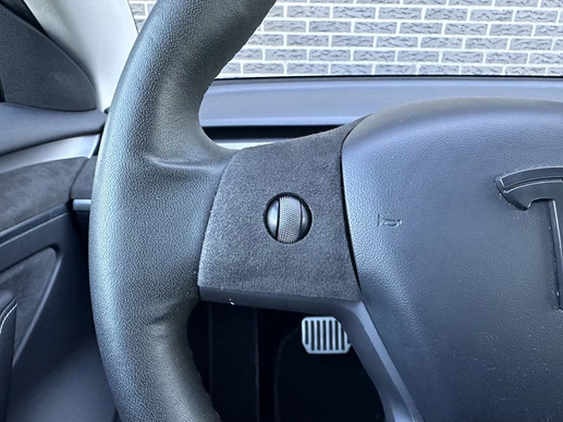 Tesla Model 3 - Afbeelding 29 van 30