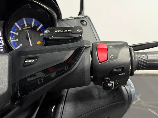 Yamaha T-MAX - Afbeelding 9 van 13