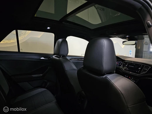 Volkswagen T-Roc - Afbeelding 23 van 30