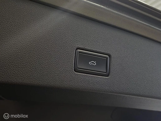 Volkswagen T-Roc - Afbeelding 25 van 30