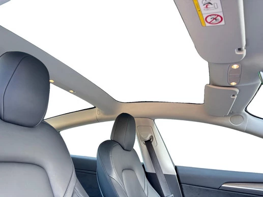 Tesla Model 3 - Afbeelding 6 van 26