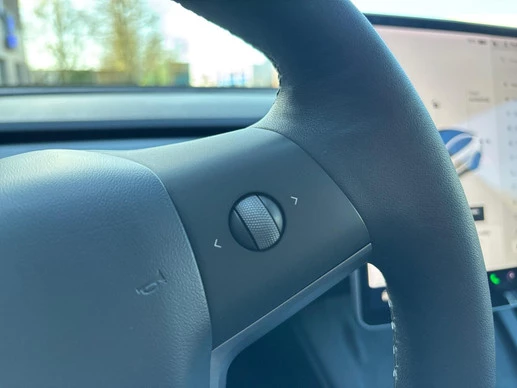 Tesla Model 3 - Afbeelding 17 van 26