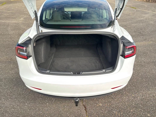 Tesla Model 3 - Afbeelding 20 van 26