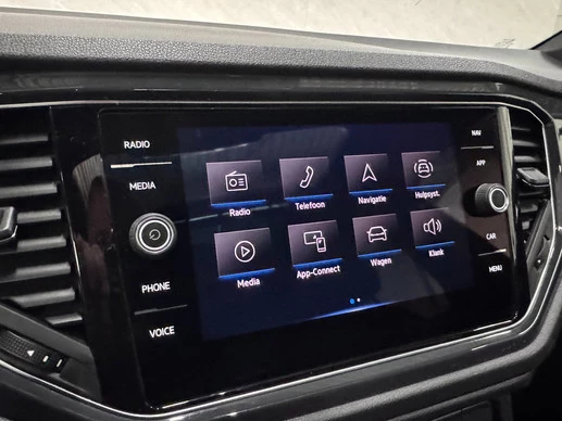 Volkswagen T-Roc - Afbeelding 16 van 30