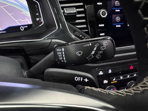 Volkswagen T-Roc - Afbeelding 24 van 30