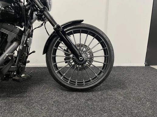 Harley-Davidson Breakout - Afbeelding 4 van 21