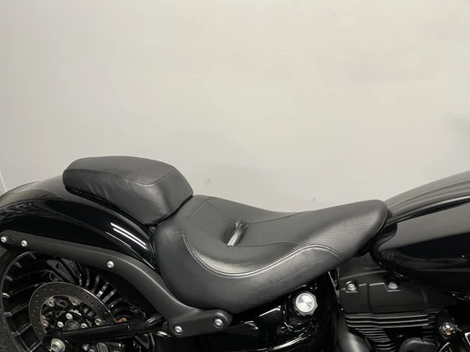 Harley-Davidson Breakout - Afbeelding 8 van 21