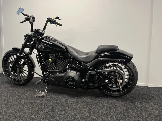 Harley-Davidson Breakout - Afbeelding 12 van 21