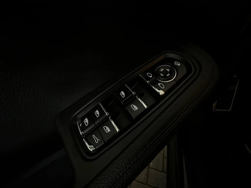 Porsche Macan - Afbeelding 19 van 30