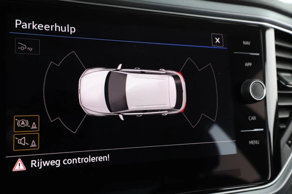 Volkswagen T-Roc - Afbeelding 14 van 30