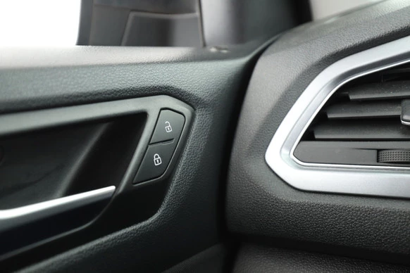 Volkswagen T-Roc - Afbeelding 20 van 30