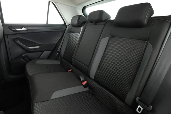 Volkswagen T-Roc - Afbeelding 27 van 30