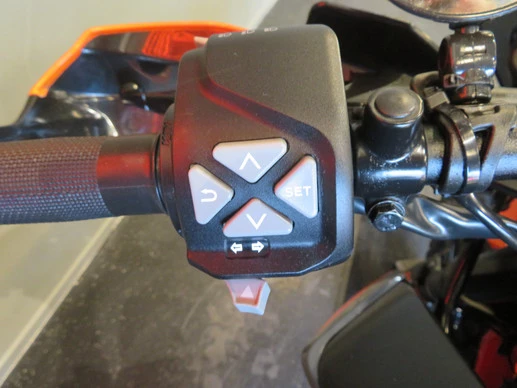 KTM 390 - Afbeelding 12 van 14