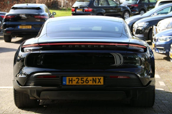 Porsche Taycan - Afbeelding 7 van 24