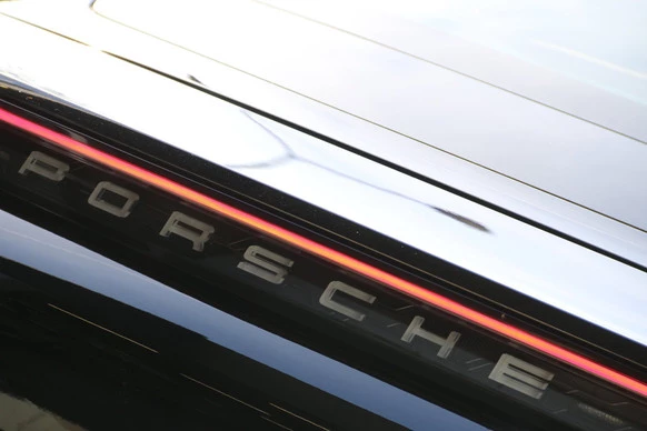 Porsche Taycan - Afbeelding 8 van 24