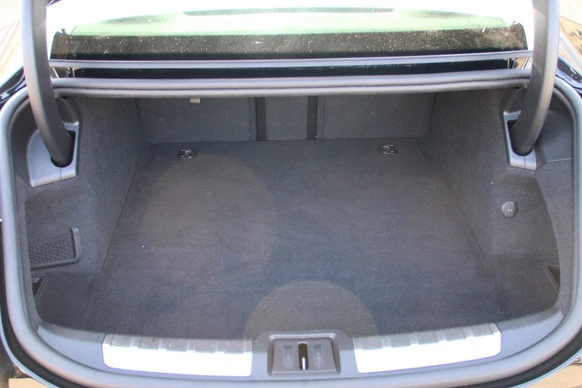 Porsche Taycan - Afbeelding 24 van 24