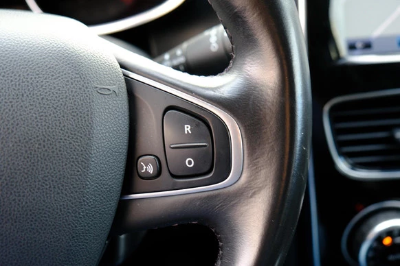 Renault Clio - Afbeelding 24 van 30