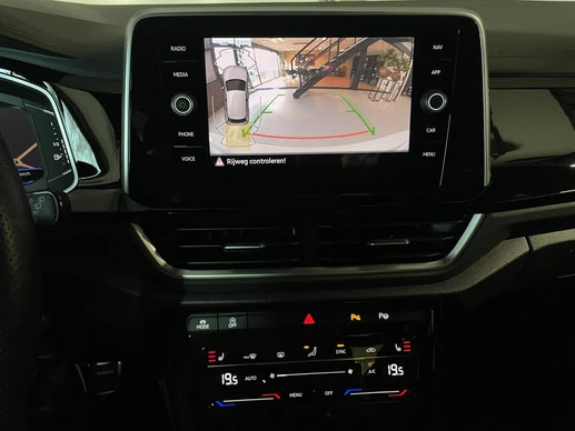 Volkswagen T-Roc - Afbeelding 16 van 30