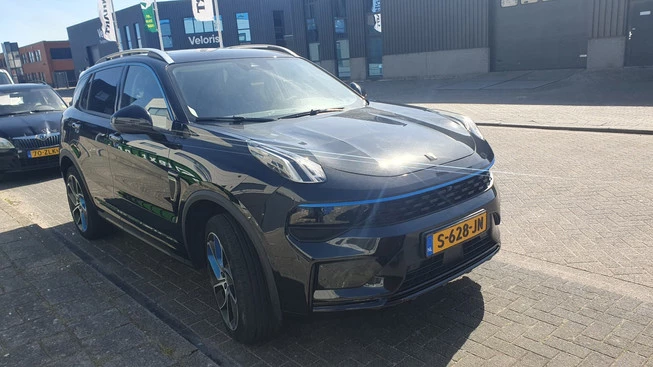 Lynk & Co 01 - Afbeelding 2 van 16