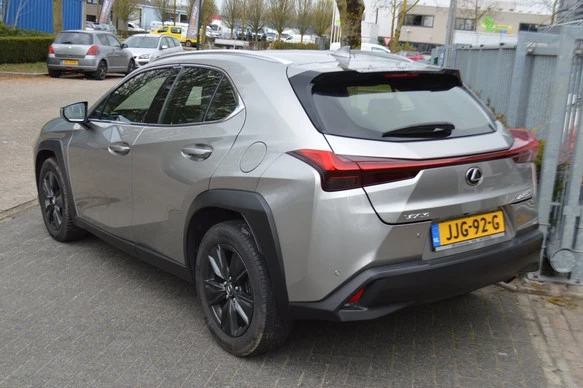 Lexus UX - Afbeelding 14 van 27