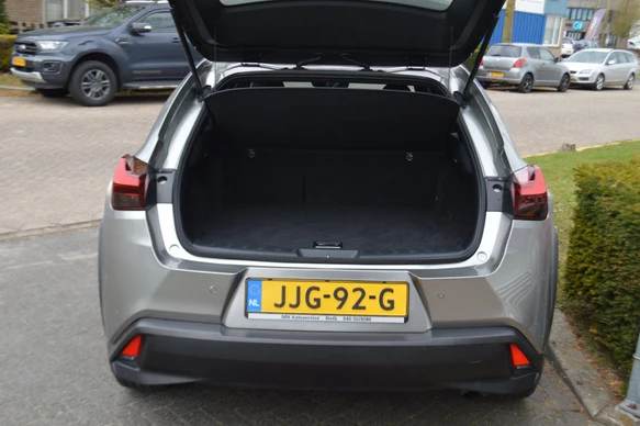 Lexus UX - Afbeelding 17 van 27