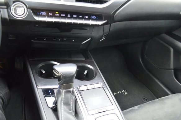 Lexus UX - Afbeelding 23 van 27