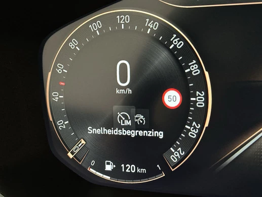 Lynk & Co 01 - Afbeelding 24 van 30