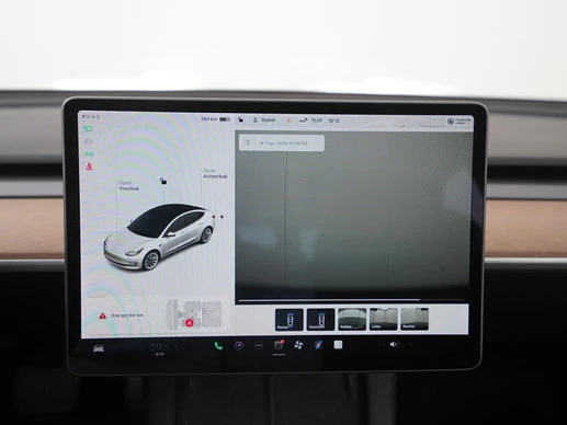 Tesla Model 3 - Afbeelding 26 van 30