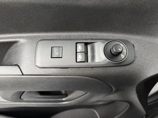 Peugeot Partner - Afbeelding 8 van 24