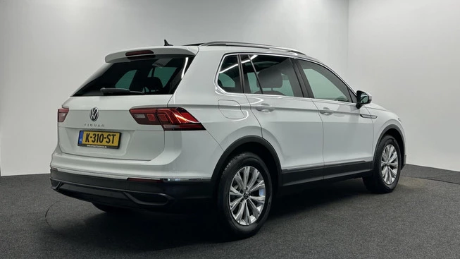 Volkswagen Tiguan - Afbeelding 2 van 30