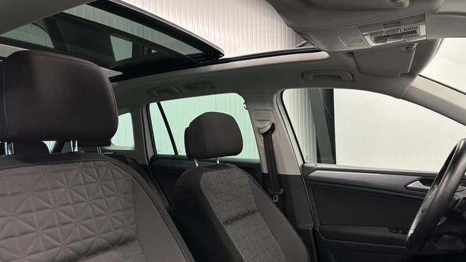 Volkswagen Tiguan - Afbeelding 19 van 30