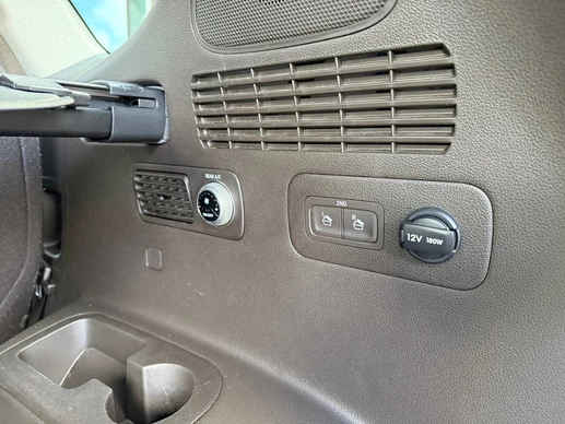 Hyundai Santa Fe - Afbeelding 8 van 30