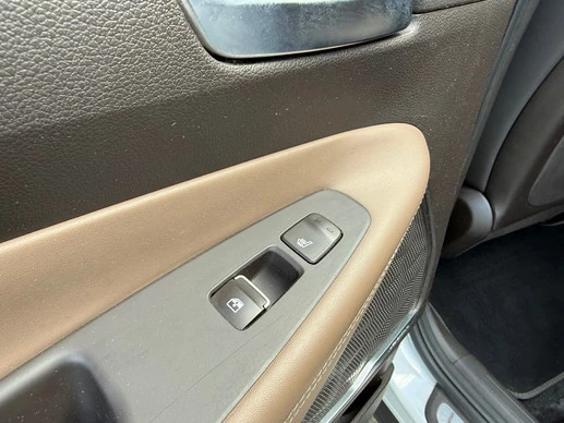 Hyundai Santa Fe - Afbeelding 18 van 30