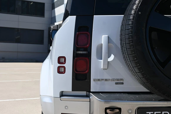 Land Rover Defender - Afbeelding 16 van 30