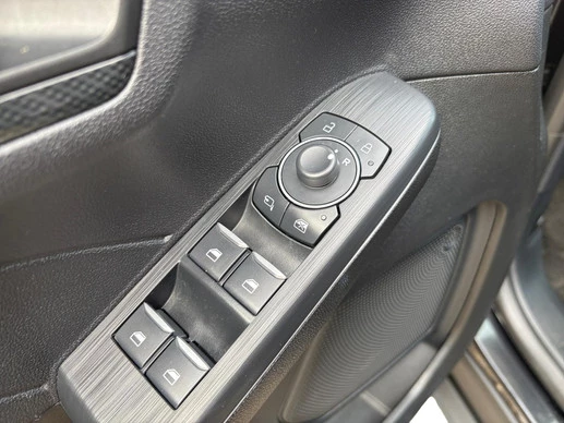 Ford Kuga - Afbeelding 12 van 30