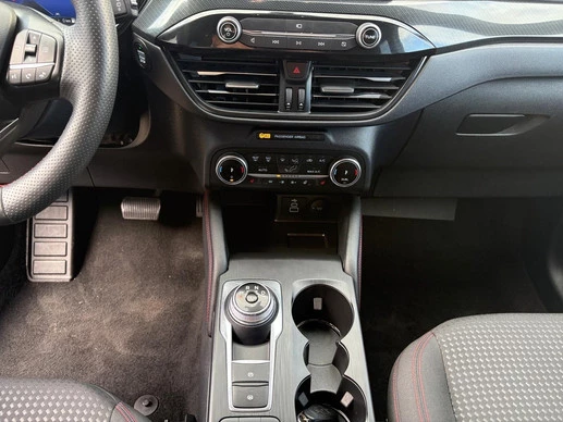 Ford Kuga - Afbeelding 26 van 30