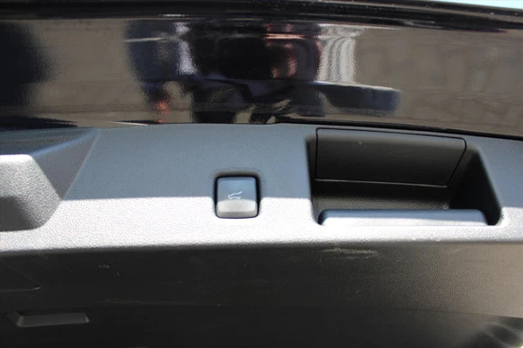 Ford Kuga - Afbeelding 10 van 30