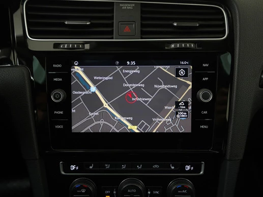 Volkswagen Golf - Afbeelding 13 van 30