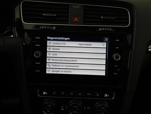 Volkswagen Golf - Afbeelding 19 van 30