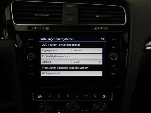 Volkswagen Golf - Afbeelding 20 van 30