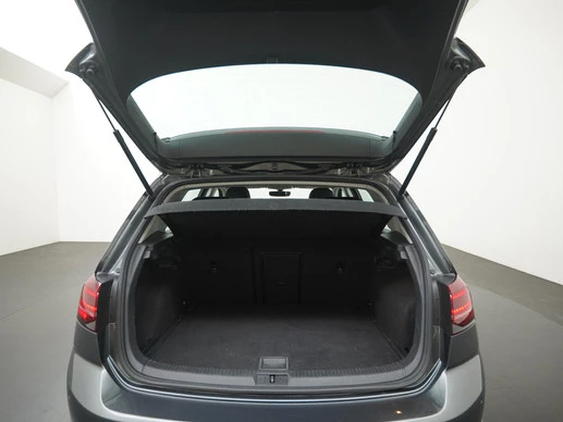 Volkswagen Golf - Afbeelding 27 van 30