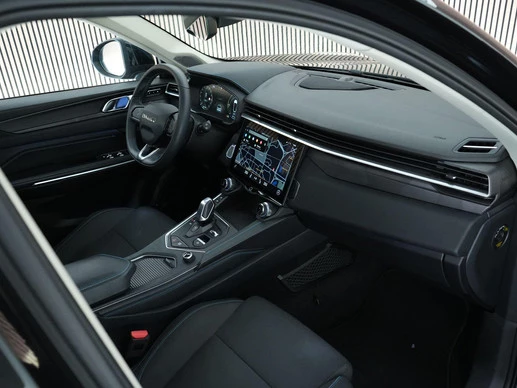 Lynk & Co 01 - Afbeelding 3 van 30