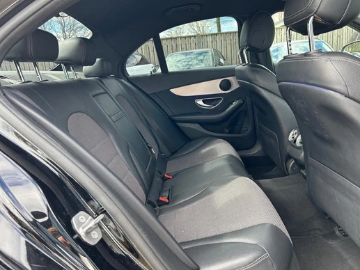 Mercedes-Benz C-Klasse - Afbeelding 10 van 25