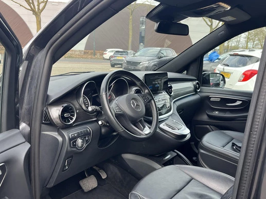 Mercedes-Benz EQV - Afbeelding 17 van 30