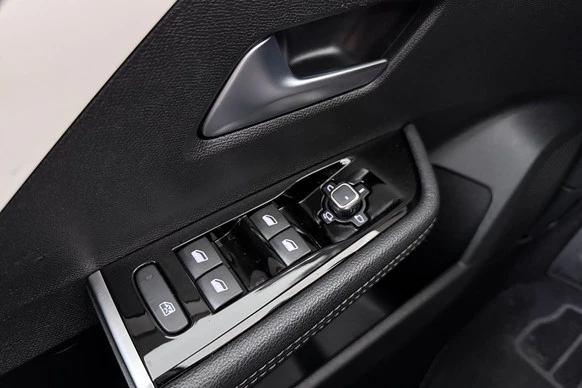 Opel Astra - Afbeelding 15 van 29