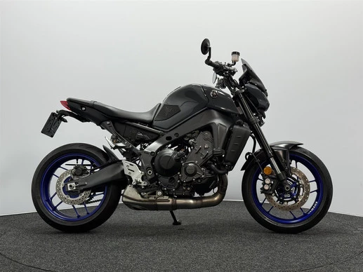 Yamaha MT 09 - Afbeelding 1 van 17