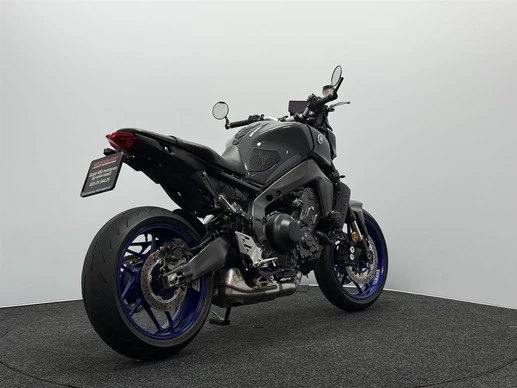 Yamaha MT 09 - Afbeelding 15 van 17