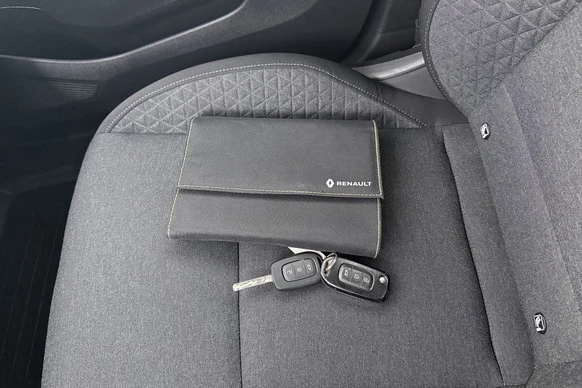 Renault Clio - Afbeelding 29 van 30