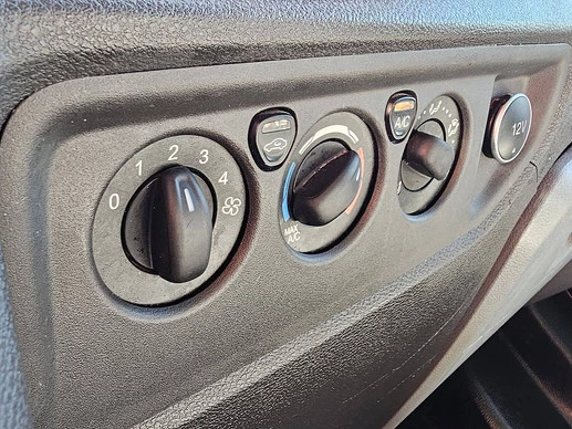 Ford Transit - Afbeelding 11 van 17