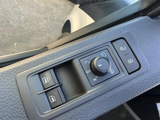 Volkswagen Transporter - Afbeelding 14 van 25